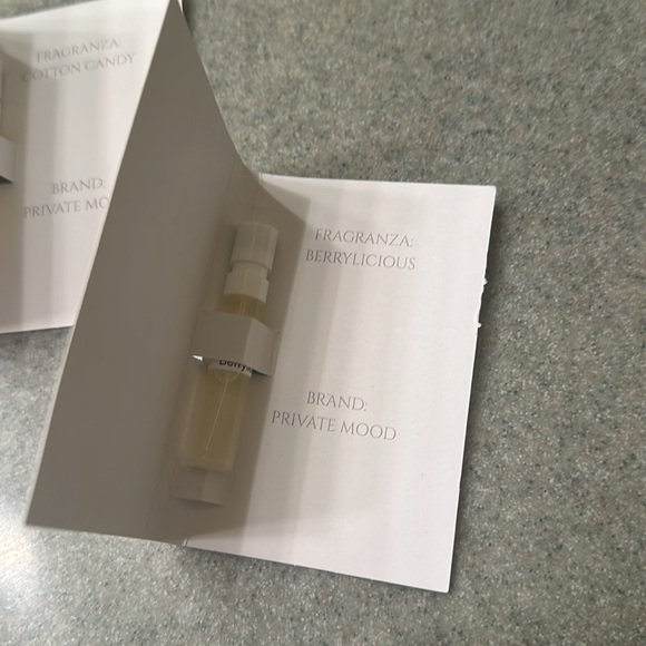 Private Mood Sample Set - Picture 7 of 7